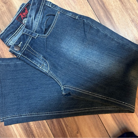 Jeans - Picture 6 of 16